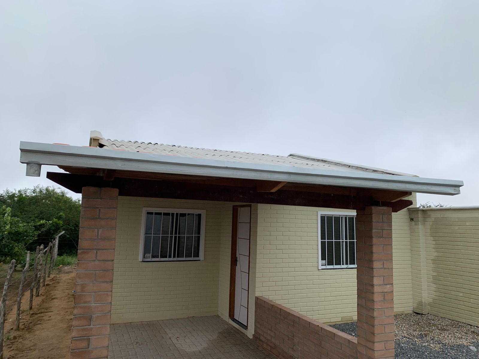 Casa Moderna Baixo Custo.